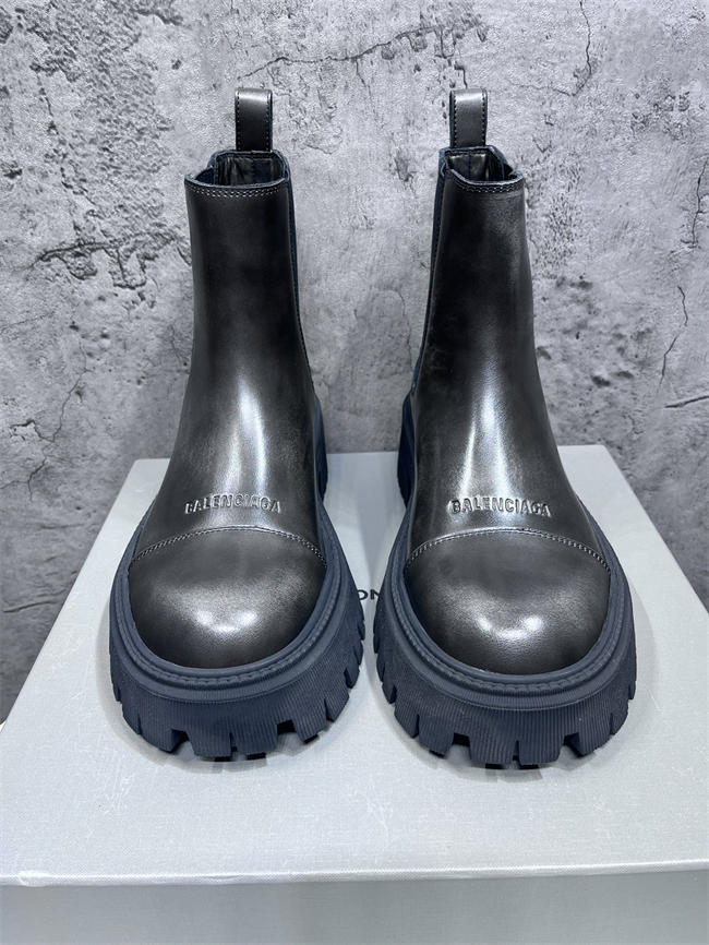 Ba*len*cia*ga boot