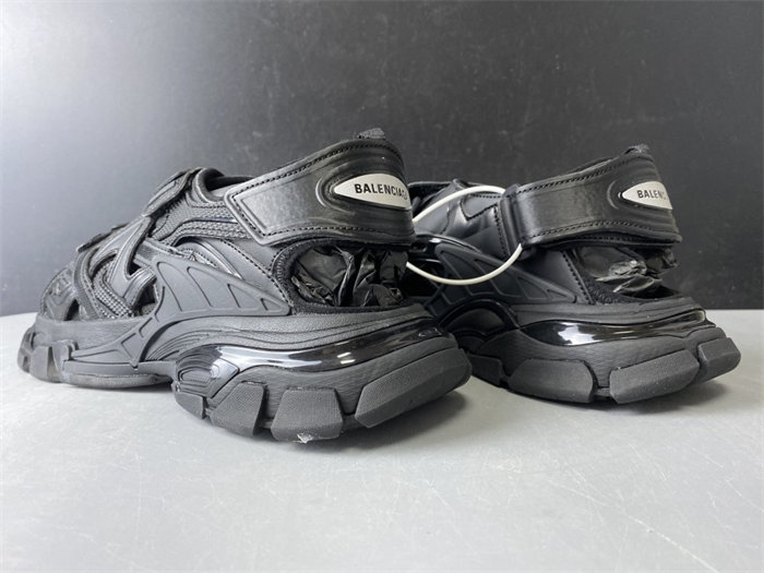 BLCG Track Sandal Black  617542 W2CC1 1000