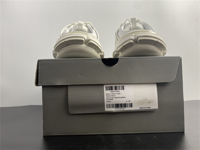 BLCG Track Mule White  653813 W3CP3 9000