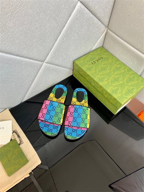 Gocci Slipper