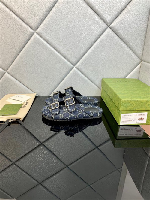 Gocci Slipper