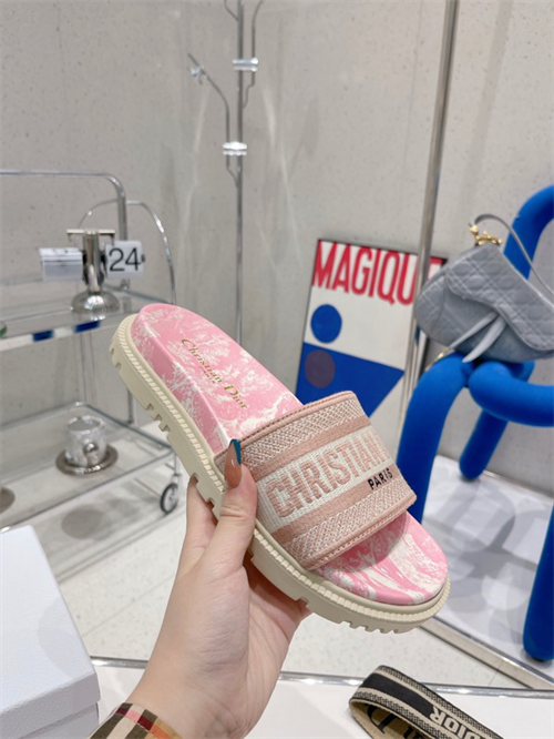 Dio Slipper
