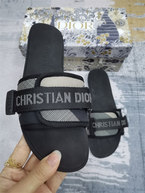 Dio Slipper