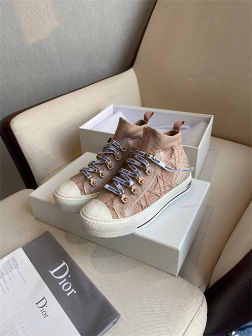 DR Sneaker