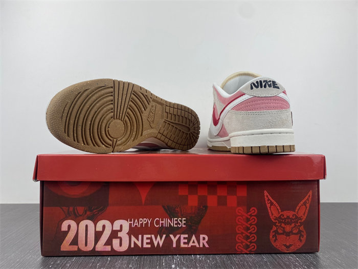 Nike Dunk Low SE DO9457-110