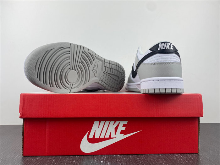 Nike Dunk Low SE DR9654-001