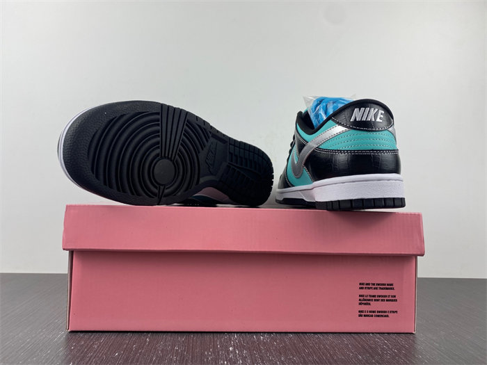 nike sb dunk low Di*m*nd s*pply co. aqua blue 304292-402