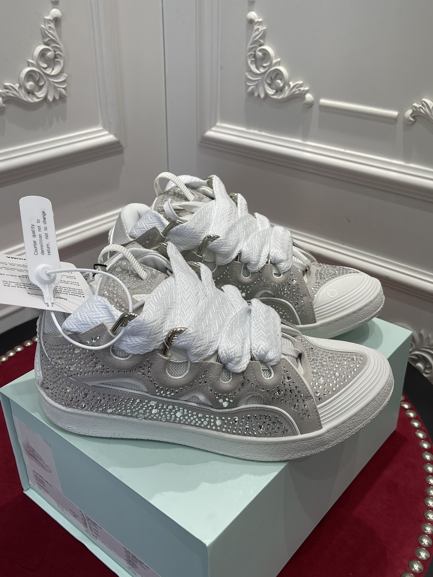 Lanvon Curb Sneaker White Rhinestone FMSKRK11STRAP22