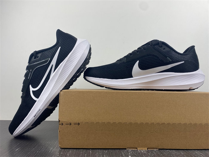 NIKE AIR ZOOM PEGASUS 40  DV7480-001