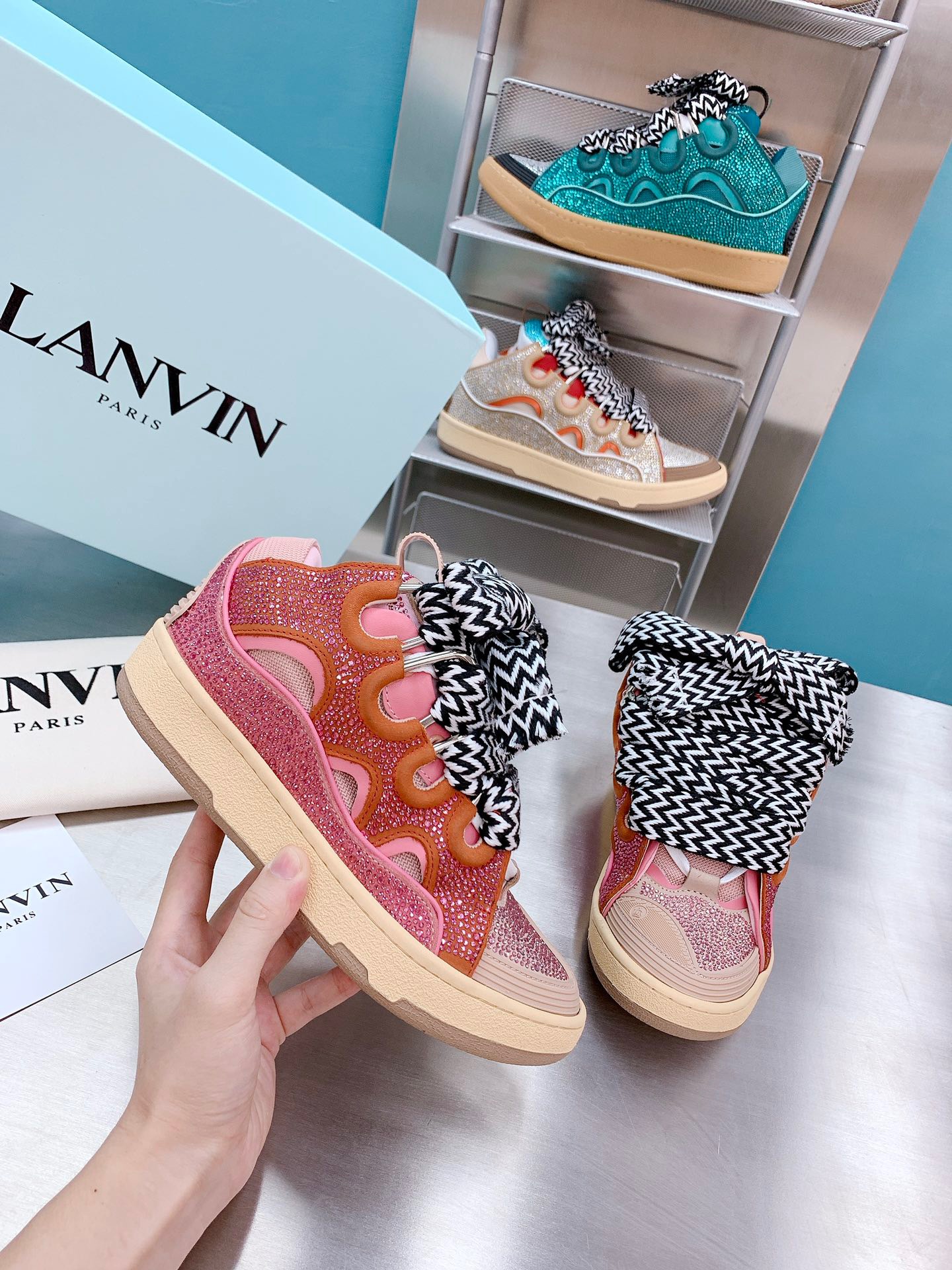 Lanvon Curb Sneaker 24