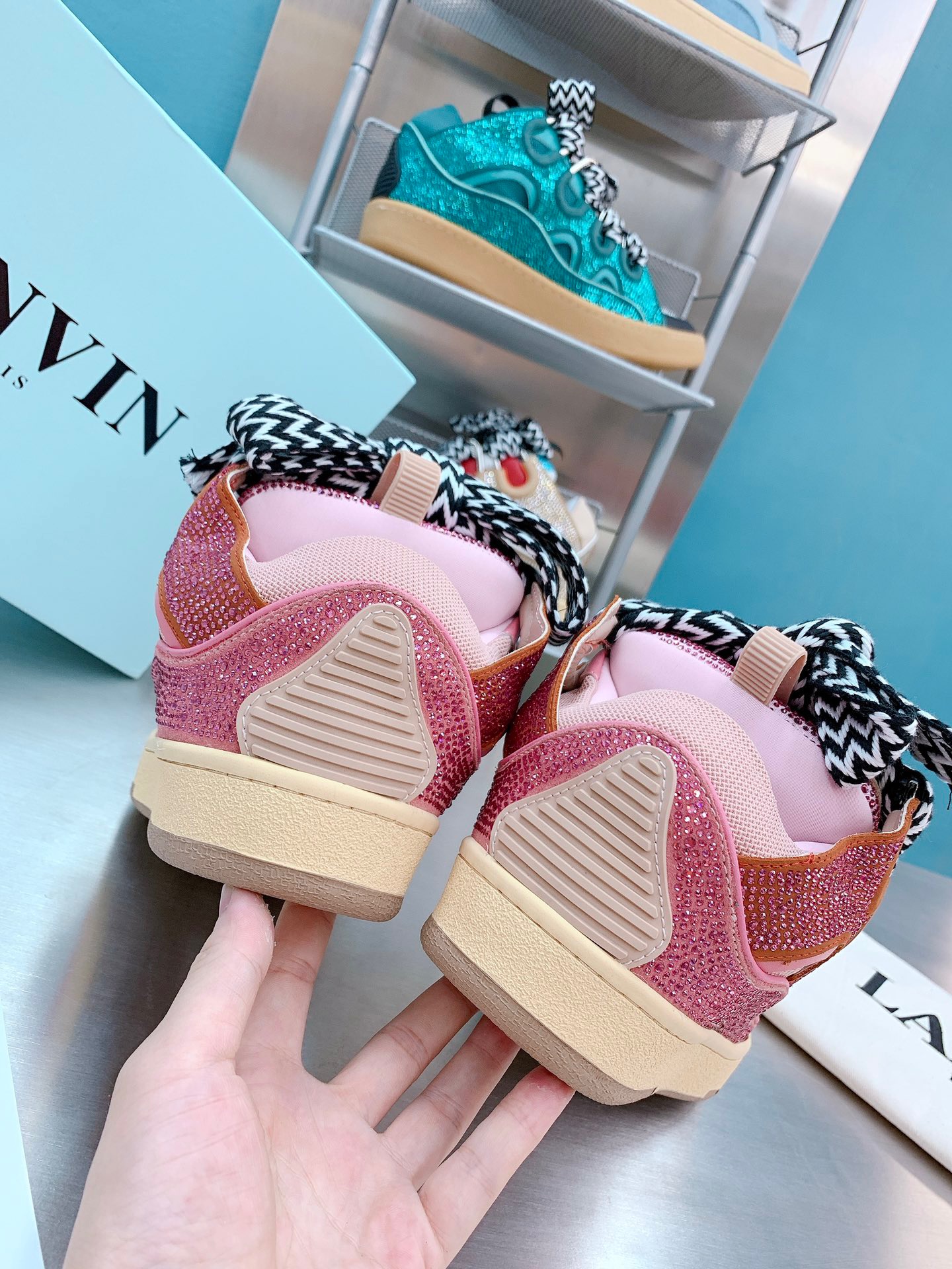 Lanvon Curb Sneaker 24