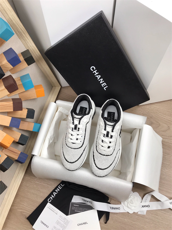 Chanal Sneakers