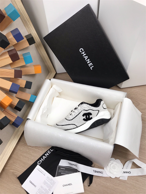 Chanal Sneakers
