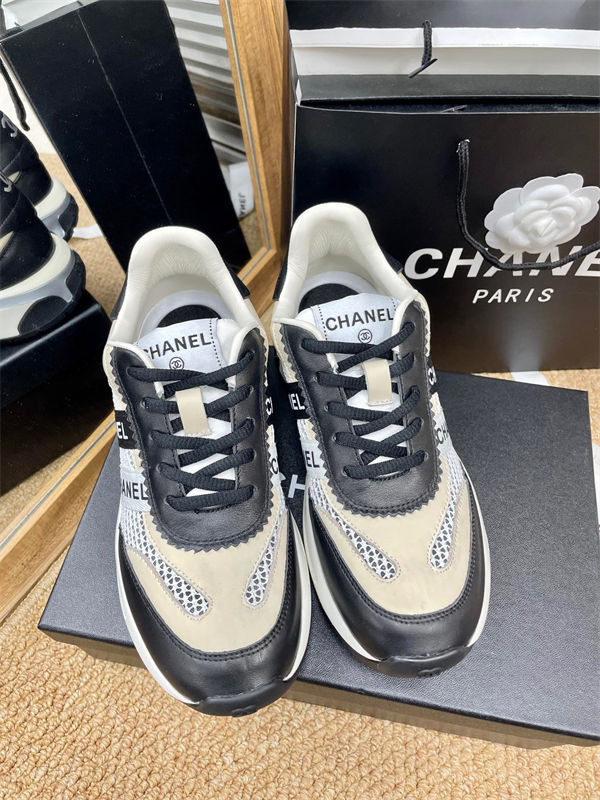 Chanal Sneakers