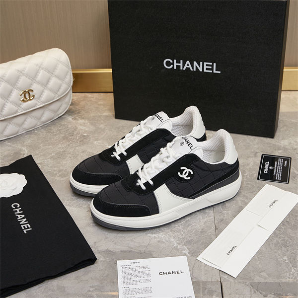 Chanal Sneakers