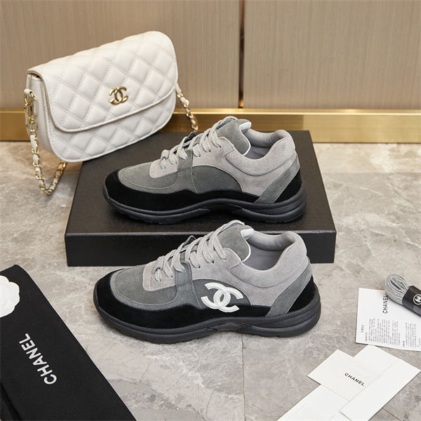 Chanal Sneakers