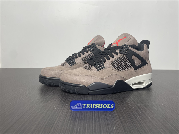 Jordan 4 Retro Taupe Haze DB0732-200