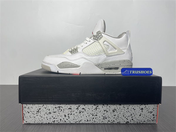 Jordan 4 Retro White Oreo CT8527-100
