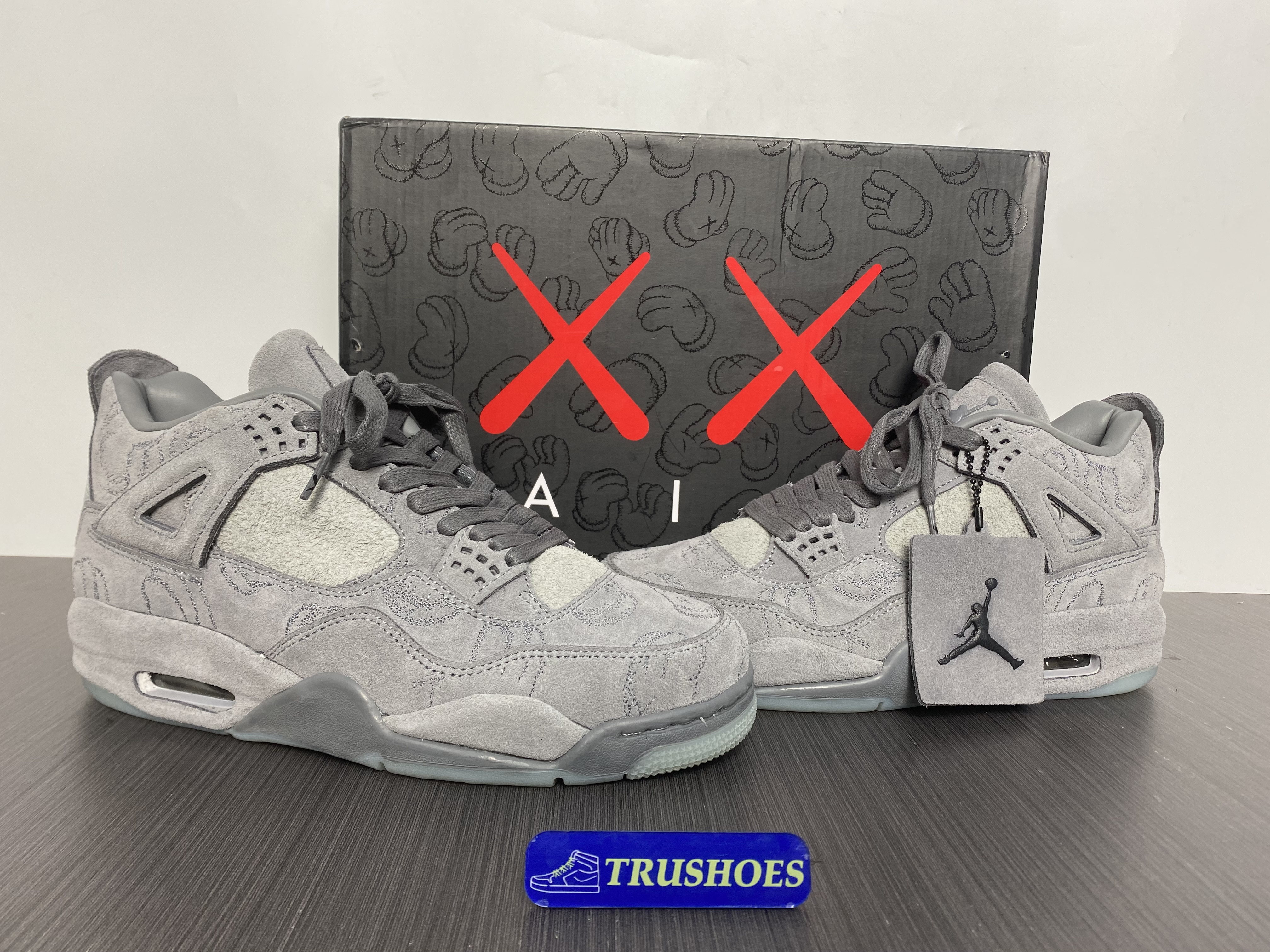 Jordan 4 Retro Kaws 930155-003