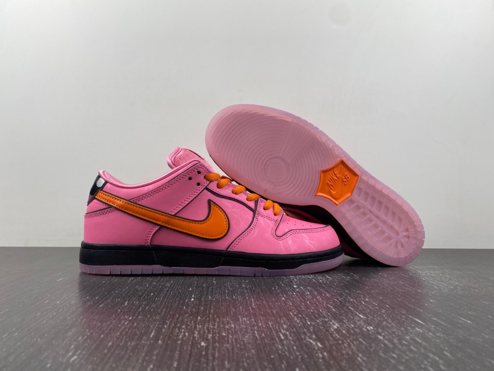 Nike SB Dunk Low “Blossom”The Powerpuff Girls FD2631-600