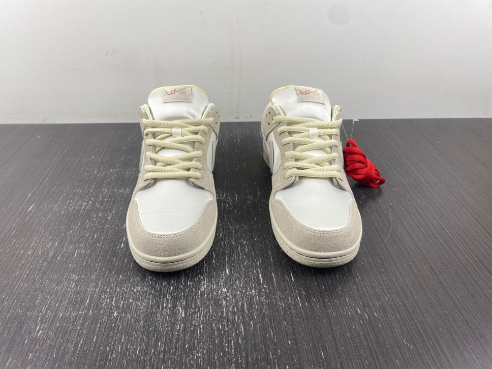Nike SB Dunk Low Premium “Valentine’s Day  FZ5654-100