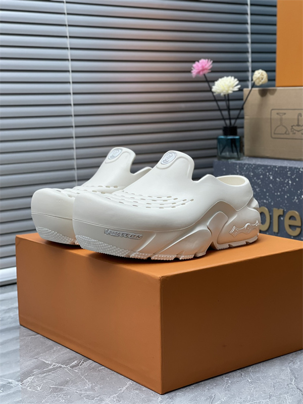LV1S 002
