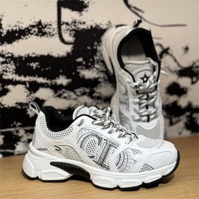 D1or Chrono-sneaker
