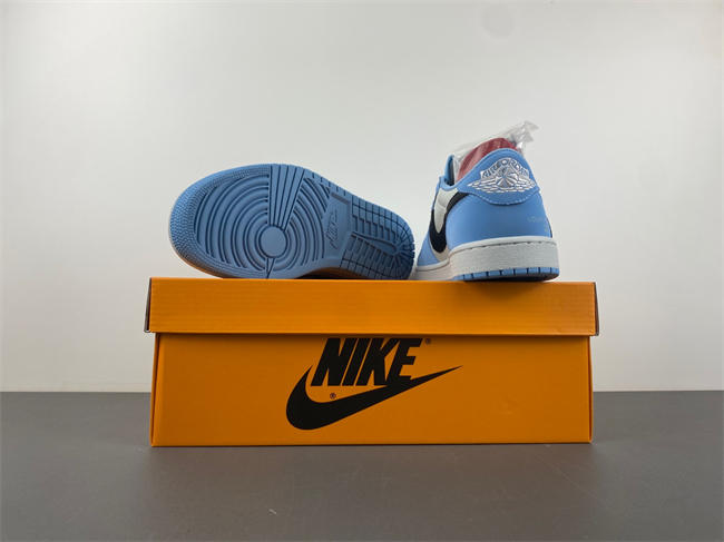 Travis Scott x Air Jordan DM7866-107
