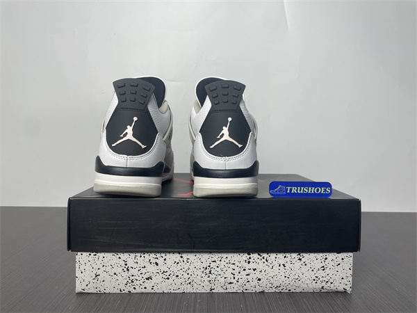 Jordan 4 Retro Military Black DH6927-111