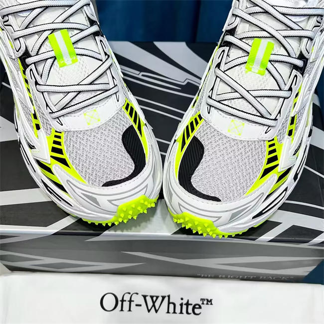 OFF-WHITE Be Right Back