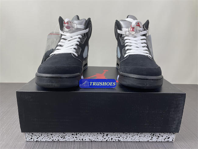 Air Jordan 5 “Black Metallic Reimagined” HF3975-001