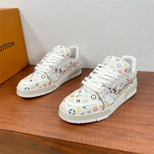 Lv Trainer Sneaker