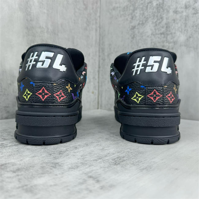 Lv Trainer Sneaker