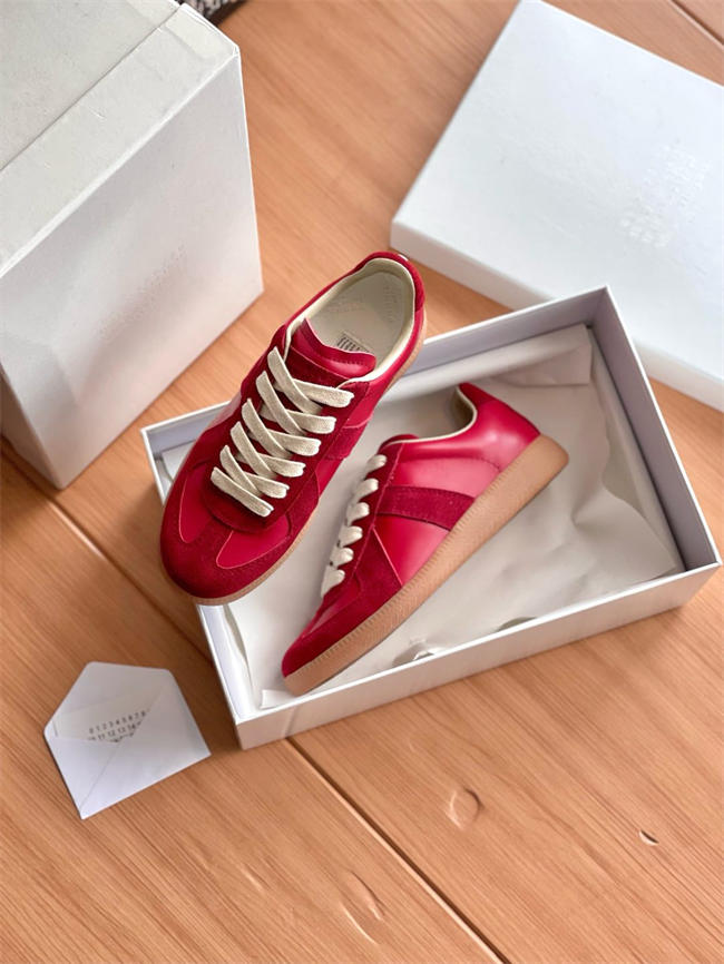 ma*s*n Ma*i*la sneaker