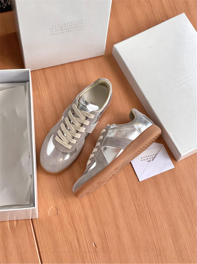 ma*s*n Ma*i*la sneaker