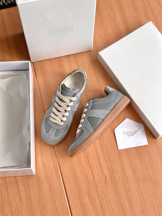 ma*s*n Ma*i*la sneaker
