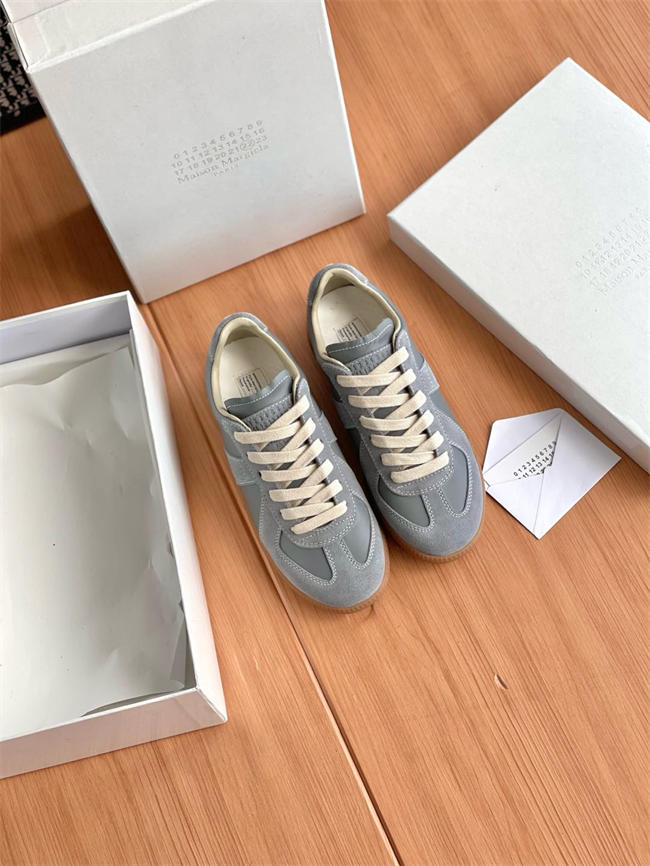 ma*s*n Ma*i*la sneaker