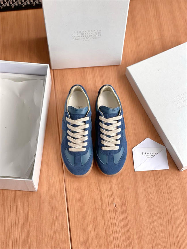 ma*s*n Ma*i*la sneaker