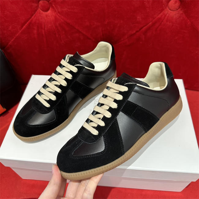 ma*s*n Ma*i*la sneaker