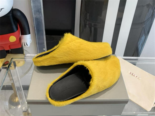 Marni Slipper