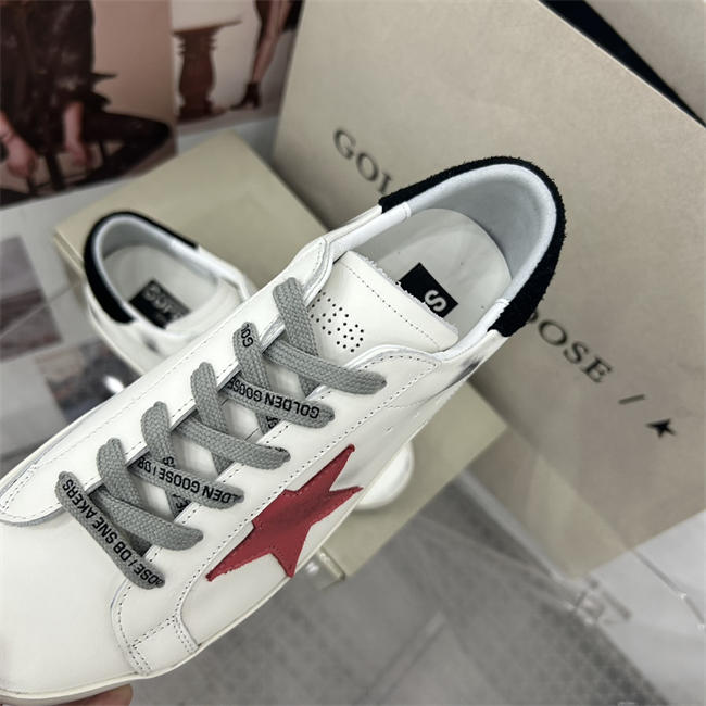 Golden Goose Sneaker