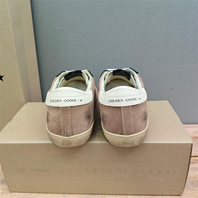 Golden Goose Sneaker