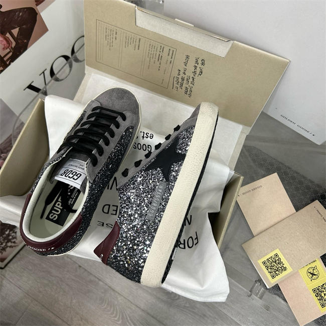 Golden Goose Sneaker
