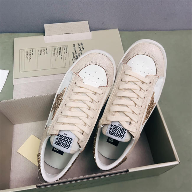 Golden Goose Sneaker