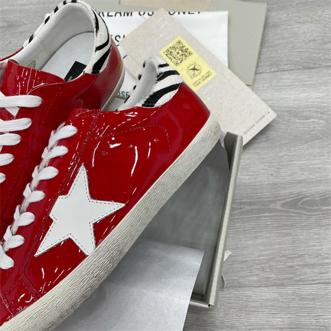 Golden Goose Sneaker