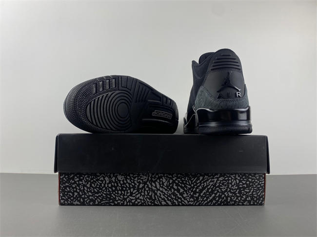 Air Jordan 3 “Black Cat” CT8532-001
